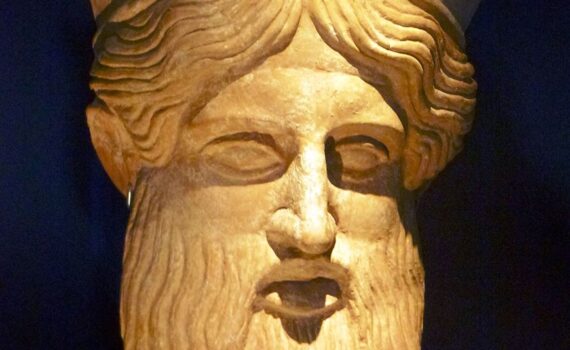 Golden mask of Dionysos