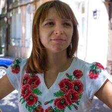  Masha Komolova